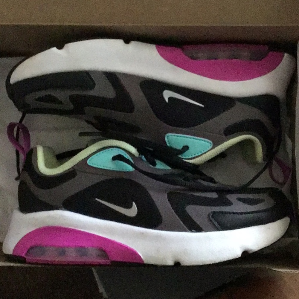 Nike Air Max 200